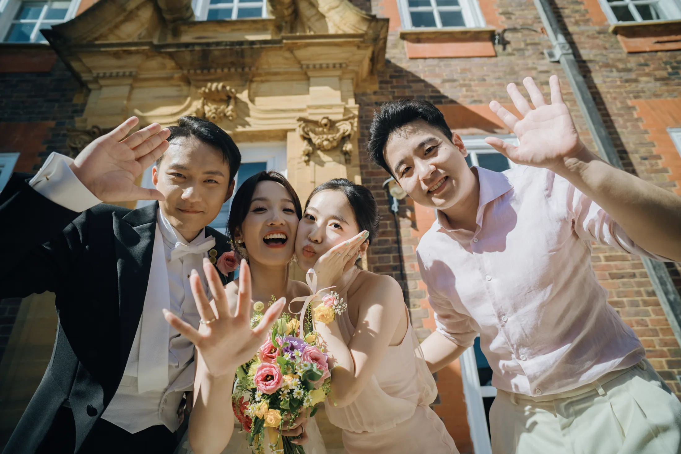 Newlywed portraits in Barnatt Hill